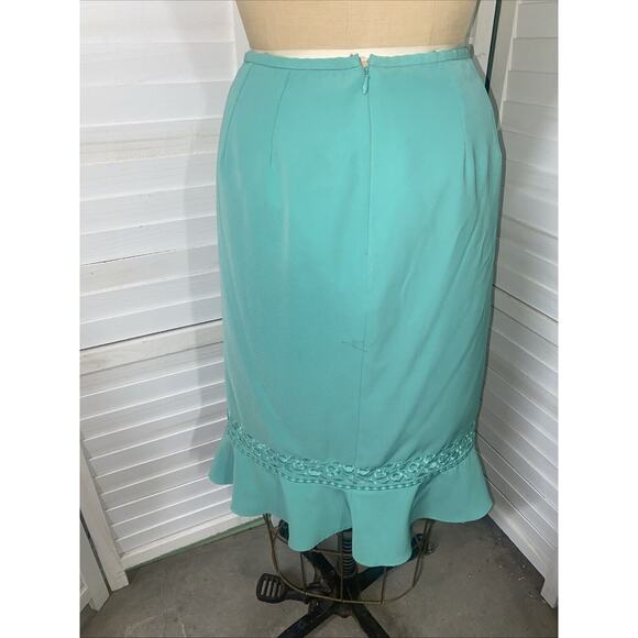 John Meyer Women’s 2 Piece Set Suit Jacket Skirt Sz 14 Green Pearl Rhinestone - Picture 12 of 13